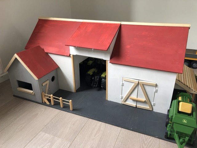 Boerderij speelgoedkast
